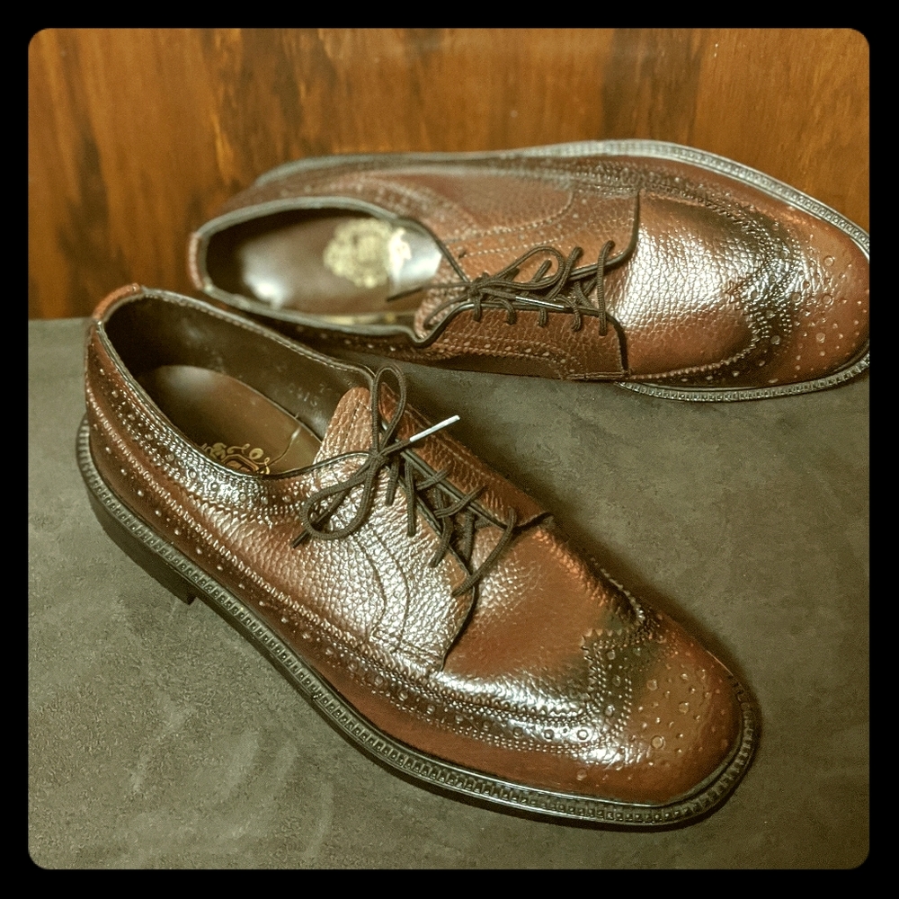 JB Wing Tip Lace up Brown Mens Shoe Size 7.5 D